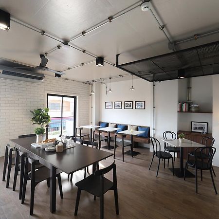 Sukh Serviced Apartment Ban Kho Hong Exterior foto